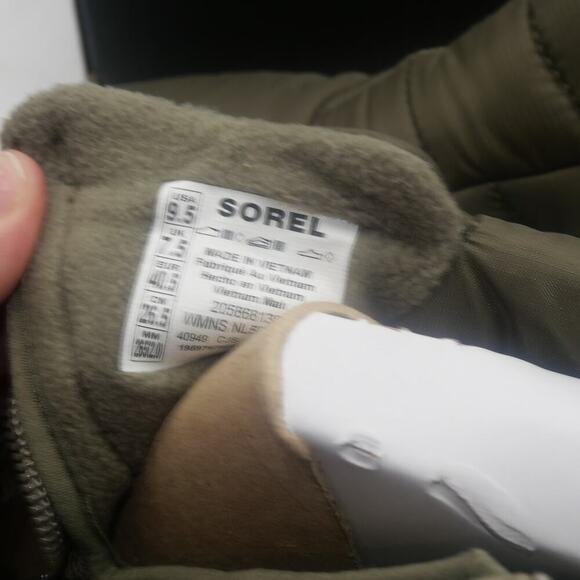 NEW Sorel Kinetic Impact Puffy Zip Waterproof Boots Stone Green Women's 9.5 - Picture 8 of 9